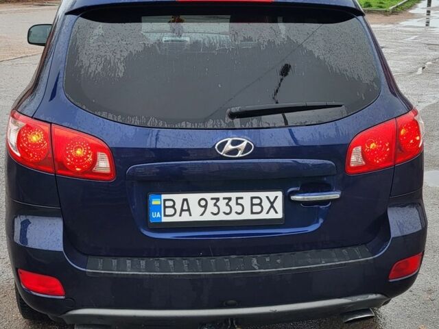 Синий Хендай Санта Фе, объемом двигателя 2.2 л и пробегом 291 тыс. км за 8500 $, фото 4 на Automoto.ua