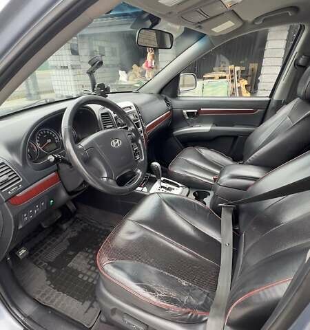 Синий Хендай Санта Фе, объемом двигателя 2.2 л и пробегом 252 тыс. км за 9000 $, фото 8 на Automoto.ua