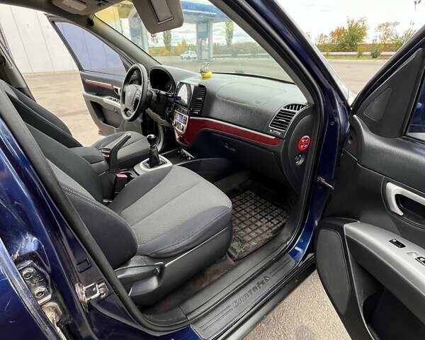 Синій Хендай Санта Фе, об'ємом двигуна 2.2 л та пробігом 216 тис. км за 8100 $, фото 10 на Automoto.ua