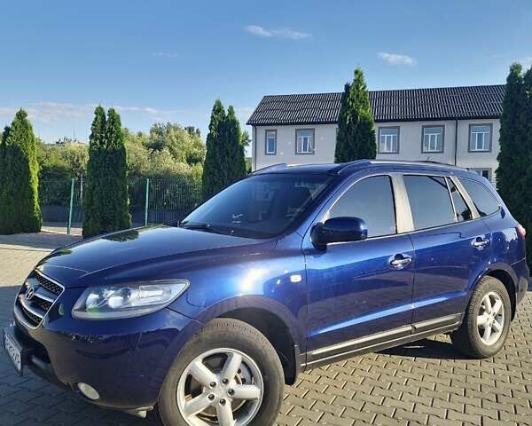 Синий Хендай Санта Фе, объемом двигателя 2.19 л и пробегом 245 тыс. км за 9400 $, фото 9 на Automoto.ua