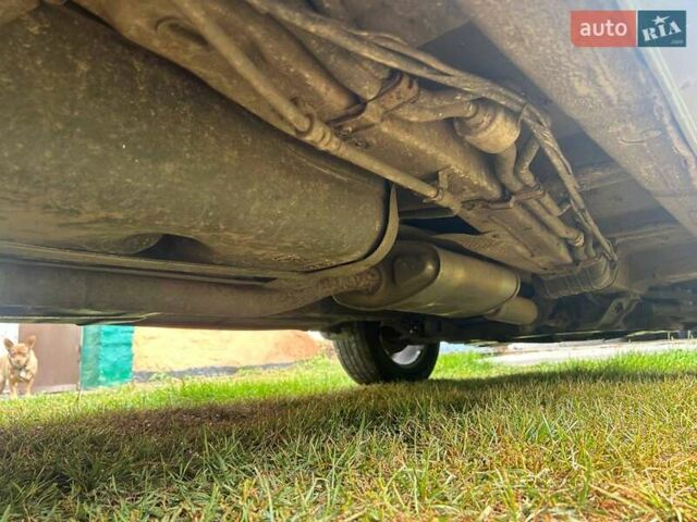 Синий Хендай Санта Фе, объемом двигателя 2.66 л и пробегом 261 тыс. км за 9000 $, фото 9 на Automoto.ua