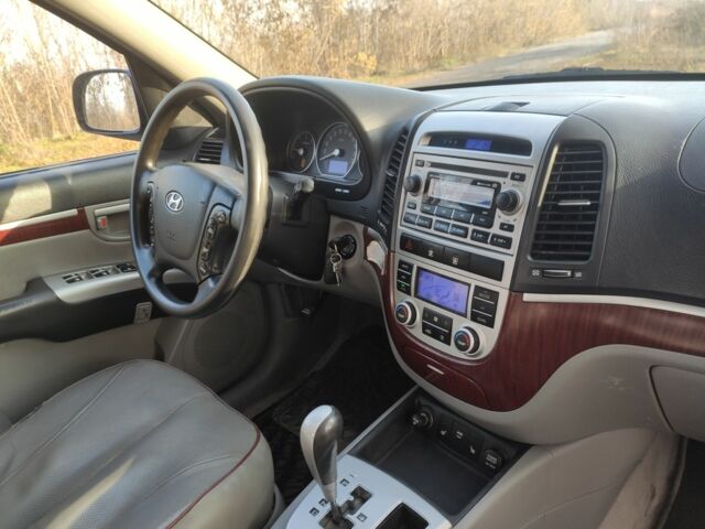 Синий Хендай Санта Фе, объемом двигателя 0 л и пробегом 340 тыс. км за 4800 $, фото 10 на Automoto.ua