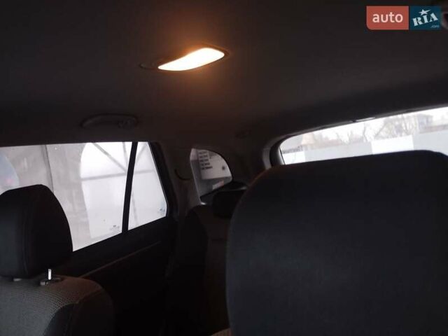 Синий Хендай Санта Фе, объемом двигателя 2.19 л и пробегом 294 тыс. км за 6000 $, фото 7 на Automoto.ua