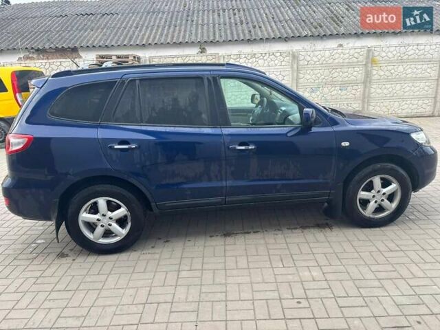 Синий Хендай Санта Фе, объемом двигателя 2.2 л и пробегом 285 тыс. км за 5100 $, фото 3 на Automoto.ua