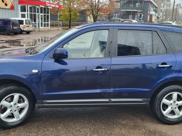 Синий Хендай Санта Фе, объемом двигателя 2.2 л и пробегом 291 тыс. км за 8500 $, фото 5 на Automoto.ua