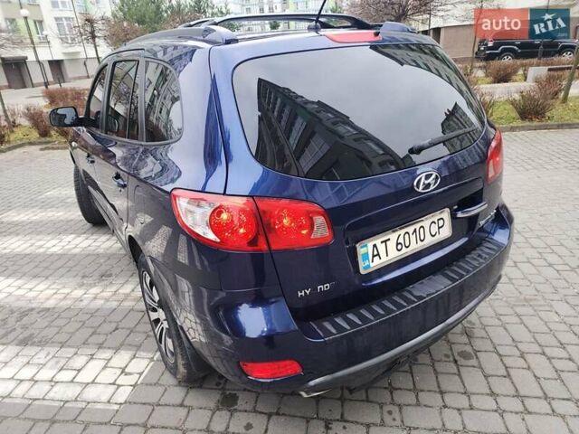 Синий Хендай Санта Фе, объемом двигателя 2.19 л и пробегом 270 тыс. км за 7800 $, фото 4 на Automoto.ua