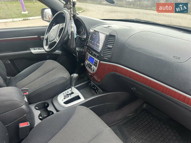 Синій Хендай Санта Фе, об'ємом двигуна 2.68 л та пробігом 239 тис. км за 9499 $, фото 9 на Automoto.ua