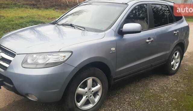 Синий Хендай Санта Фе, объемом двигателя 2.2 л и пробегом 220 тыс. км за 9600 $, фото 1 на Automoto.ua