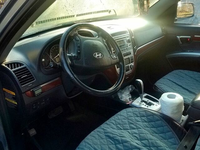 Синий Хендай Санта Фе, объемом двигателя 2.2 л и пробегом 280 тыс. км за 9999 $, фото 8 на Automoto.ua