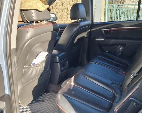 Синій Хендай Санта Фе, об'ємом двигуна 2.19 л та пробігом 271 тис. км за 9300 $, фото 19 на Automoto.ua