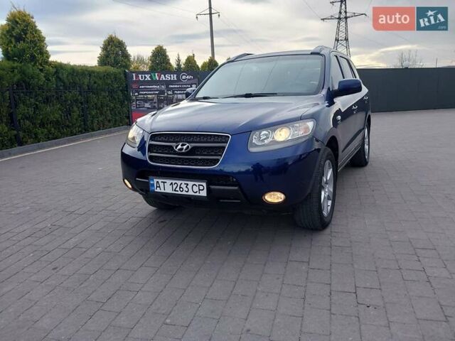 Синий Хендай Санта Фе, объемом двигателя 2.19 л и пробегом 253 тыс. км за 8350 $, фото 2 на Automoto.ua