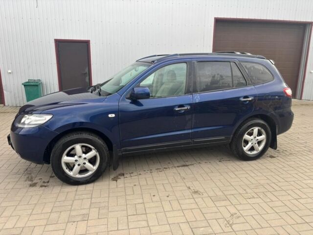 Синий Хендай Санта Фе, объемом двигателя 2.2 л и пробегом 285 тыс. км за 5150 $, фото 2 на Automoto.ua