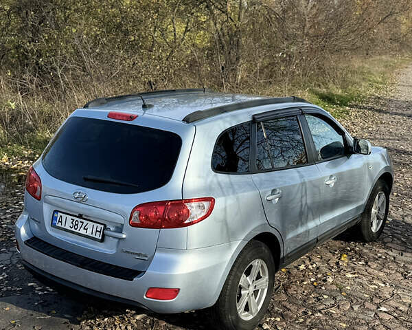 Синий Хендай Санта Фе, объемом двигателя 2.66 л и пробегом 230 тыс. км за 7900 $, фото 8 на Automoto.ua