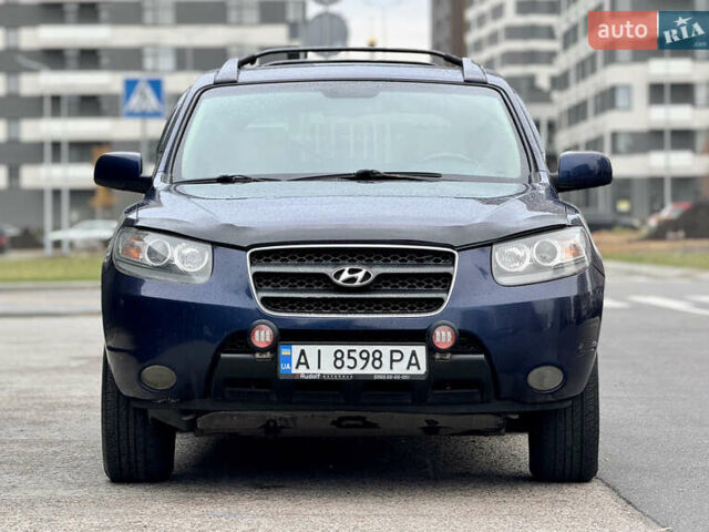 Синий Хендай Санта Фе, объемом двигателя 2.7 л и пробегом 289 тыс. км за 7700 $, фото 13 на Automoto.ua