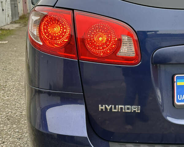 Синій Хендай Санта Фе, об'ємом двигуна 2.2 л та пробігом 255 тис. км за 9999 $, фото 8 на Automoto.ua