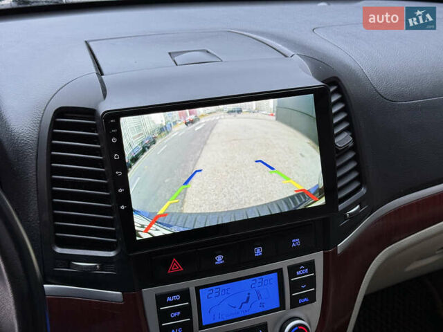 Синий Хендай Санта Фе, объемом двигателя 2.7 л и пробегом 289 тыс. км за 7700 $, фото 28 на Automoto.ua