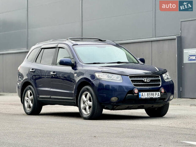 Синий Хендай Санта Фе, объемом двигателя 2.7 л и пробегом 289 тыс. км за 7700 $, фото 4 на Automoto.ua