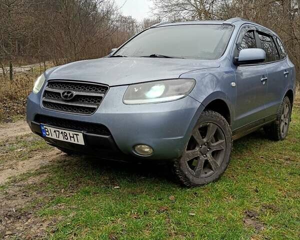 Синий Хендай Санта Фе, объемом двигателя 2.19 л и пробегом 200 тыс. км за 9000 $, фото 1 на Automoto.ua
