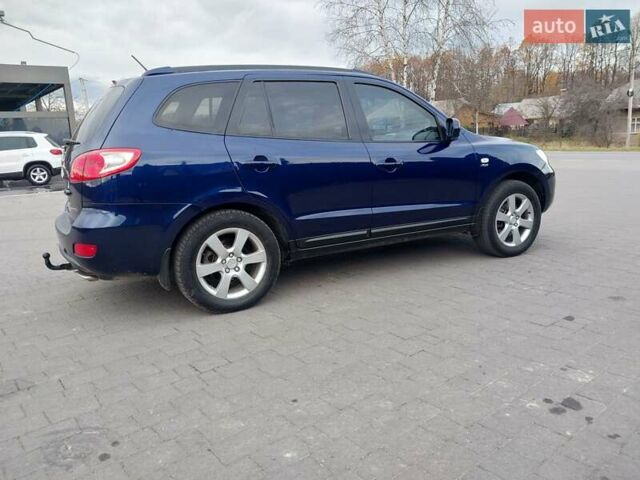 Синий Хендай Санта Фе, объемом двигателя 2.19 л и пробегом 253 тыс. км за 8350 $, фото 1 на Automoto.ua