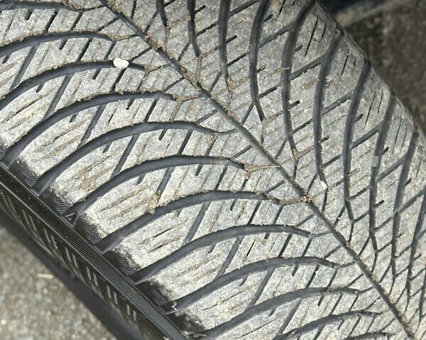 Синій Хендай Санта Фе, об'ємом двигуна 2.2 л та пробігом 255 тис. км за 9999 $, фото 23 на Automoto.ua