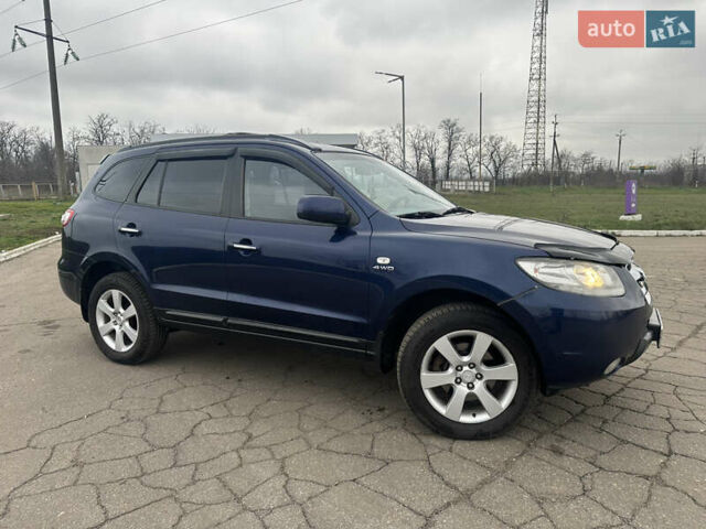 Синій Хендай Санта Фе, об'ємом двигуна 2.68 л та пробігом 239 тис. км за 9499 $, фото 4 на Automoto.ua