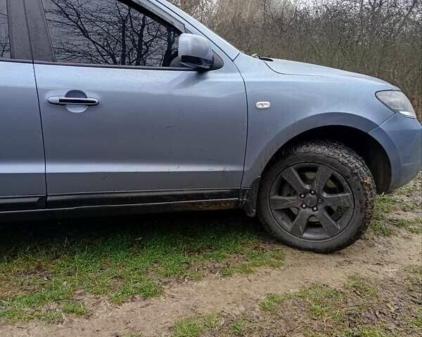 Синий Хендай Санта Фе, объемом двигателя 2.19 л и пробегом 200 тыс. км за 9000 $, фото 10 на Automoto.ua