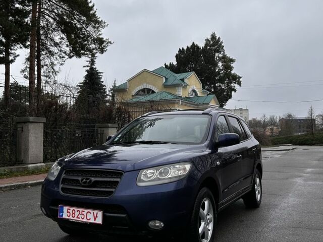 Синий Хендай Санта Фе, объемом двигателя 2.2 л и пробегом 268 тыс. км за 5750 $, фото 1 на Automoto.ua
