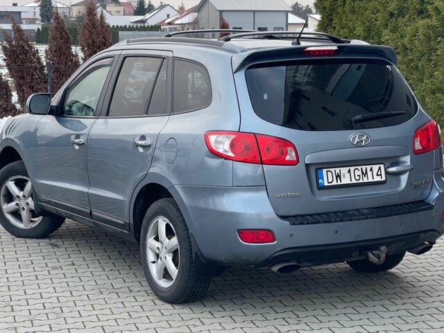 Синий Хендай Санта Фе, объемом двигателя 2.2 л и пробегом 290 тыс. км за 4187 $, фото 3 на Automoto.ua