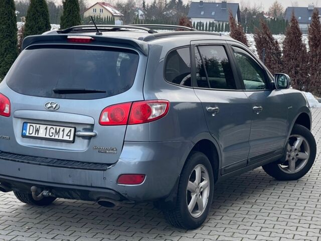 Синий Хендай Санта Фе, объемом двигателя 2.2 л и пробегом 290 тыс. км за 4187 $, фото 4 на Automoto.ua