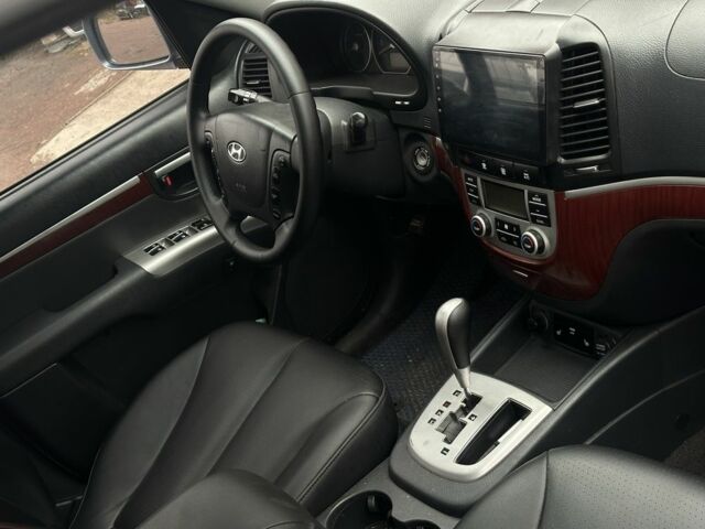 Хендай Санта Фе 2008 в Чернигове на Automoto.ua Синий Хендай Санта Фе, объемом двигателя 2.2 л и пробегом 203 тыс. км за 9200 $, фото 4 на Automoto.ua