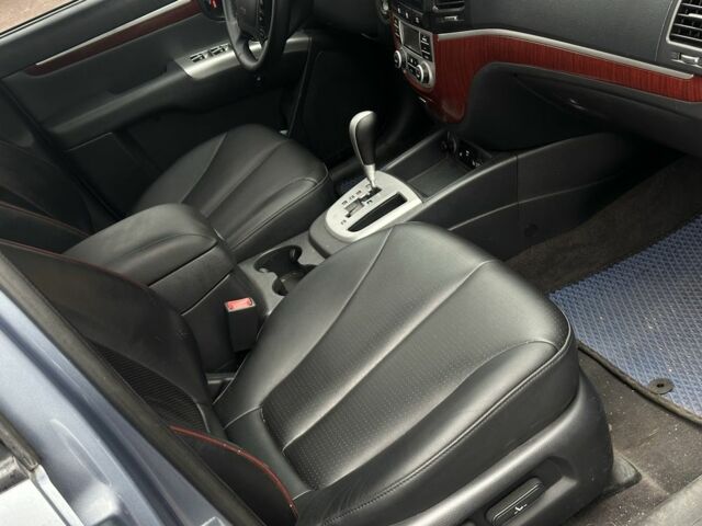 Хендай Санта Фе 2008 в Чернигове на Automoto.ua Синий Хендай Санта Фе, объемом двигателя 2.2 л и пробегом 203 тыс. км за 9200 $, фото 6 на Automoto.ua