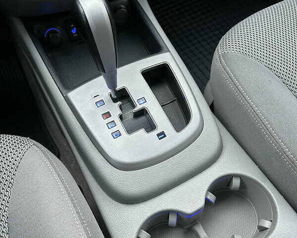 Синий Хендай Санта Фе, объемом двигателя 2.2 л и пробегом 275 тыс. км за 11199 $, фото 21 на Automoto.ua