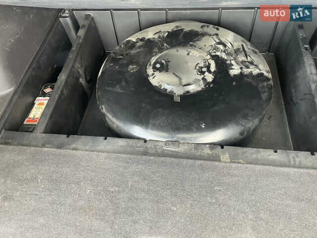 Синий Хендай Санта Фе, объемом двигателя 2.36 л и пробегом 300 тыс. км за 8750 $, фото 6 на Automoto.ua