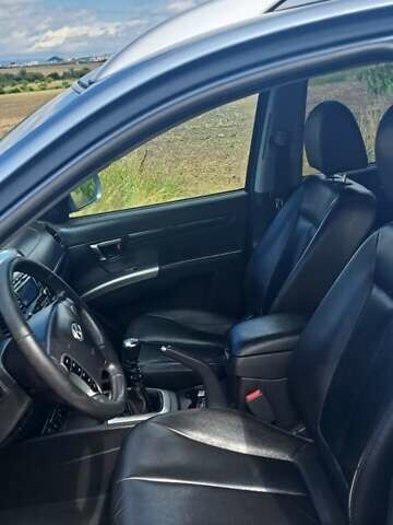 Хендай Санта Фе 2011 в Иршава на Automoto.ua Синий Хендай Санта Фе, объемом двигателя 2.2 л и пробегом 230 тыс. км за 6000 $, фото 8 на Automoto.ua