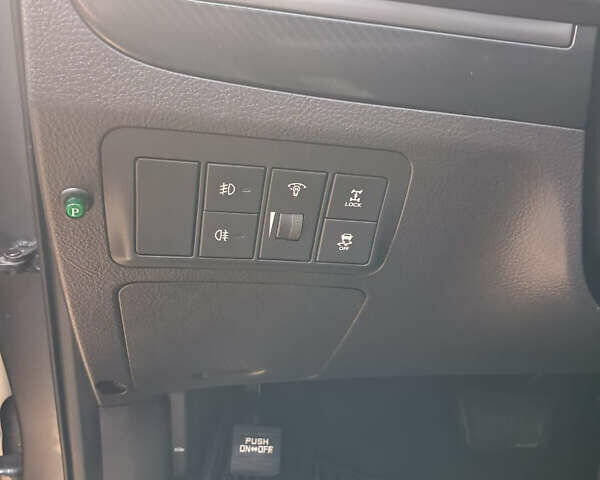 Синий Хендай Санта Фе, объемом двигателя 2.2 л и пробегом 177 тыс. км за 13999 $, фото 8 на Automoto.ua