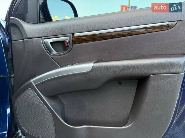 Синій Хендай Санта Фе, об'ємом двигуна 2.2 л та пробігом 171 тис. км за 14300 $, фото 10 на Automoto.ua