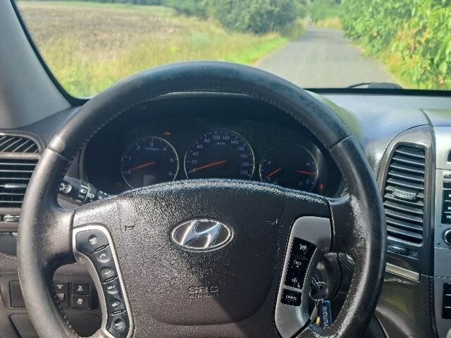 Хендай Санта Фе 2011 в Хусте на Automoto.ua Синий Хендай Санта Фе, объемом двигателя 0 л и пробегом 228 тыс. км за 6300 $, фото 7 на Automoto.ua