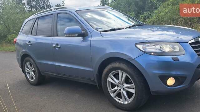 Хендай Санта Фе 2011 в Иршава на Automoto.ua Синий Хендай Санта Фе, объемом двигателя 2.2 л и пробегом 230 тыс. км за 6000 $, фото 12 на Automoto.ua