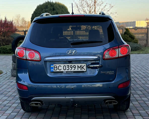 Синий Хендай Санта Фе, объемом двигателя 2.2 л и пробегом 259 тыс. км за 13500 $, фото 4 на Automoto.ua