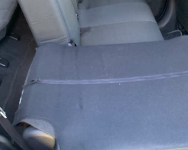 Синий Хендай Санта Фе, объемом двигателя 2.2 л и пробегом 197 тыс. км за 13000 $, фото 15 на Automoto.ua