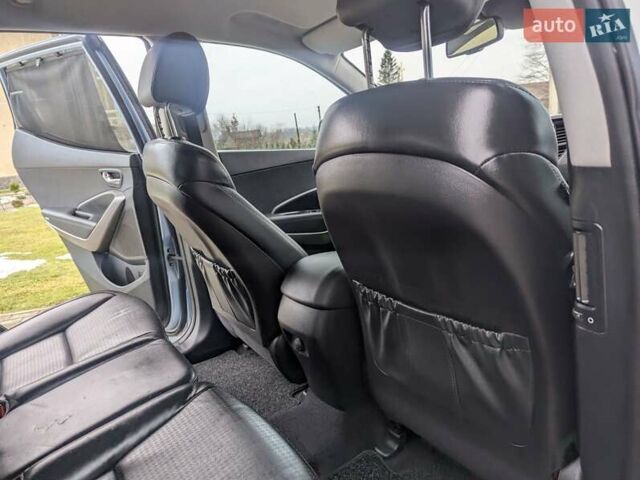 Синій Хендай Санта Фе, об'ємом двигуна 2.2 л та пробігом 122 тис. км за 17500 $, фото 49 на Automoto.ua