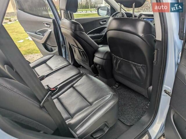 Синій Хендай Санта Фе, об'ємом двигуна 2.2 л та пробігом 122 тис. км за 17500 $, фото 37 на Automoto.ua