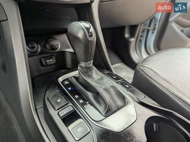 Синій Хендай Санта Фе, об'ємом двигуна 2.2 л та пробігом 122 тис. км за 17500 $, фото 66 на Automoto.ua