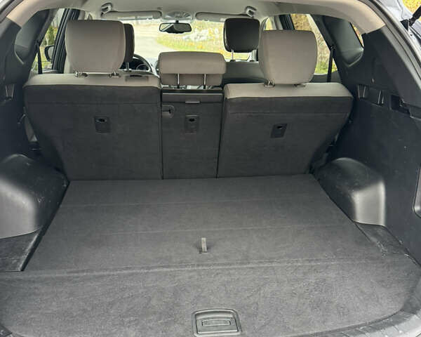 Синій Хендай Санта Фе, об'ємом двигуна 2.36 л та пробігом 216 тис. км за 10700 $, фото 15 на Automoto.ua