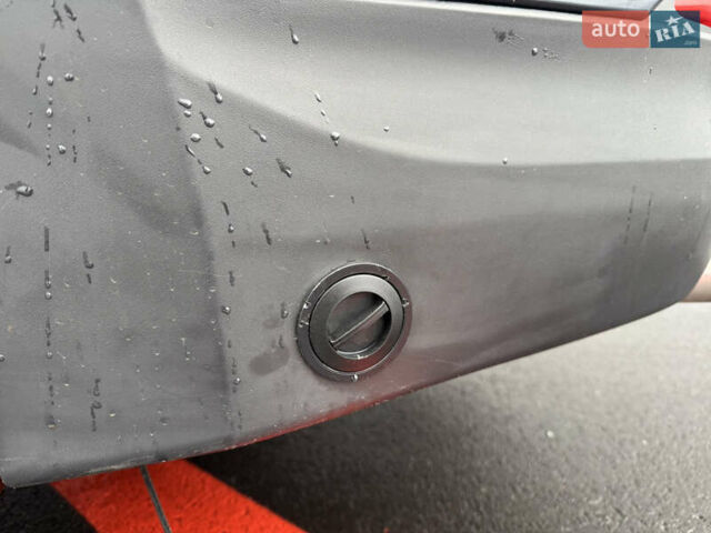 Синий Хендай Санта Фе, объемом двигателя 2.36 л и пробегом 216 тыс. км за 12800 $, фото 17 на Automoto.ua