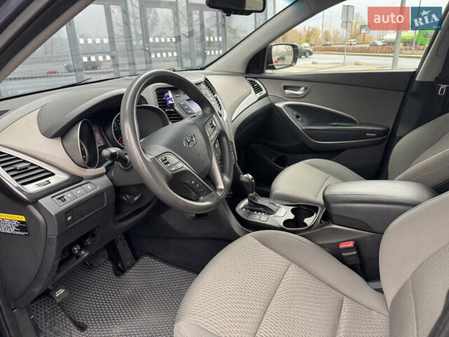 Синий Хендай Санта Фе, объемом двигателя 2.36 л и пробегом 216 тыс. км за 12800 $, фото 22 на Automoto.ua