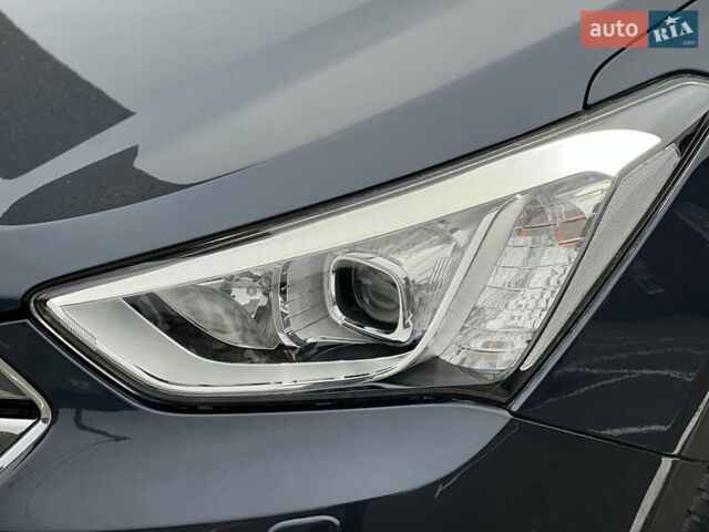 Синий Хендай Санта Фе, объемом двигателя 2.2 л и пробегом 187 тыс. км за 17200 $, фото 18 на Automoto.ua