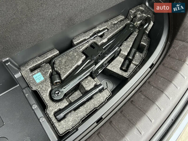 Синий Хендай Санта Фе, объемом двигателя 2.2 л и пробегом 187 тыс. км за 17200 $, фото 38 на Automoto.ua