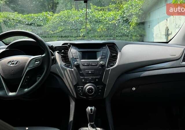 Синій Хендай Санта Фе, об'ємом двигуна 2.36 л та пробігом 160 тис. км за 15700 $, фото 5 на Automoto.ua