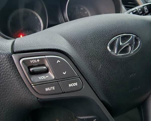 Синій Хендай Санта Фе, об'ємом двигуна 2.36 л та пробігом 180 тис. км за 11900 $, фото 22 на Automoto.ua